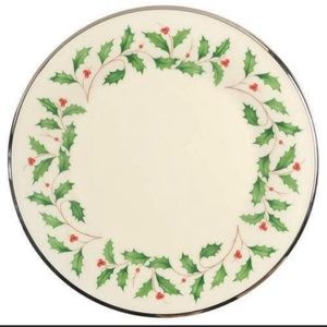 Four Lenox holiday salad plates and two bread/butter plates